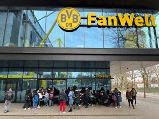 On the Move in Dortmund_Stadiontour_4